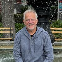 Neil Grote headshot