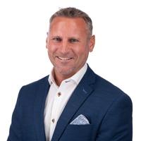 Lee Heckenlaible headshot